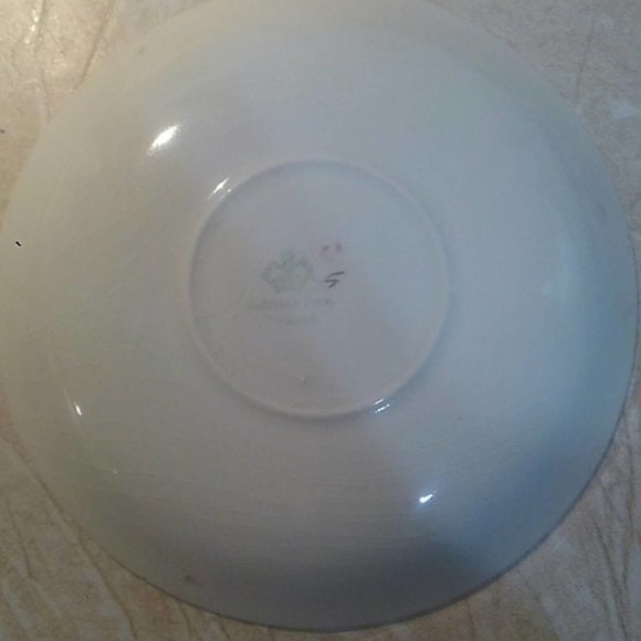 Johnson Bros teacups and saucers (set of 7) - Picture 5 of 6